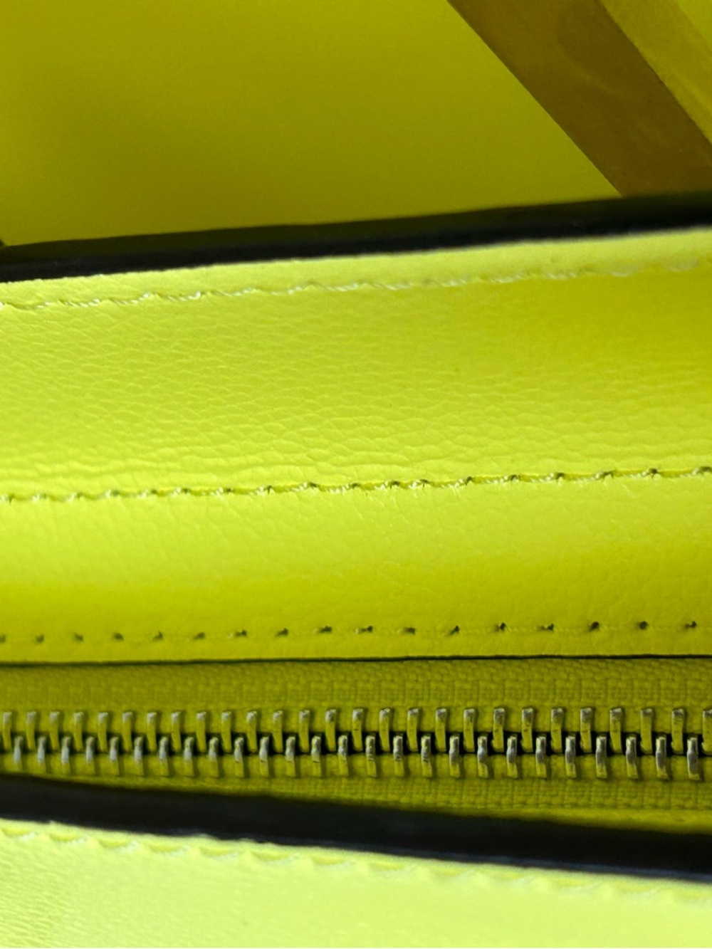 kate spade Yellow, White & Tan Leather Satchel w/Top Handles Approx. 12 x 19 x 4 - Picture 9 of 15